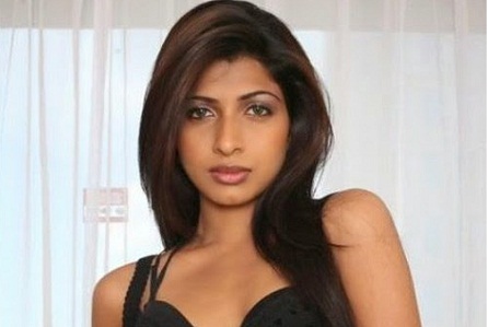 Pretty sri lankan girls